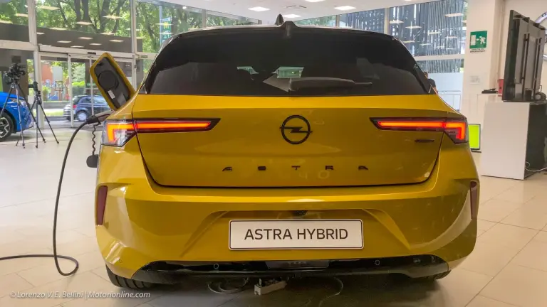 Opel Astra 2021 - Anteprima dal vivo a Milano - 17