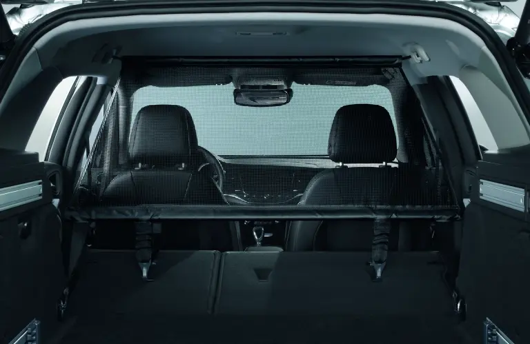 Opel Astra accessori da viaggio - 1
