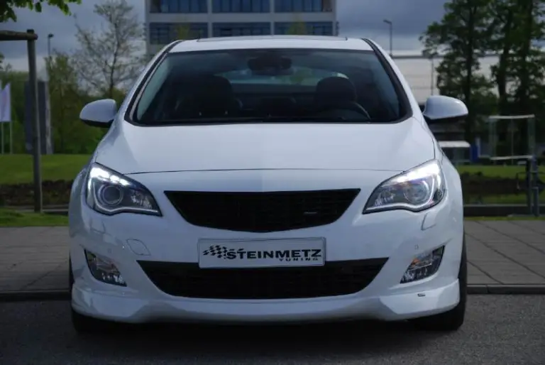 Opel Astra by Steinmetz - 11