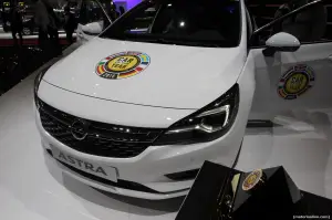 Opel Astra Car of the Year 2016 - Salone di Ginevra 2016