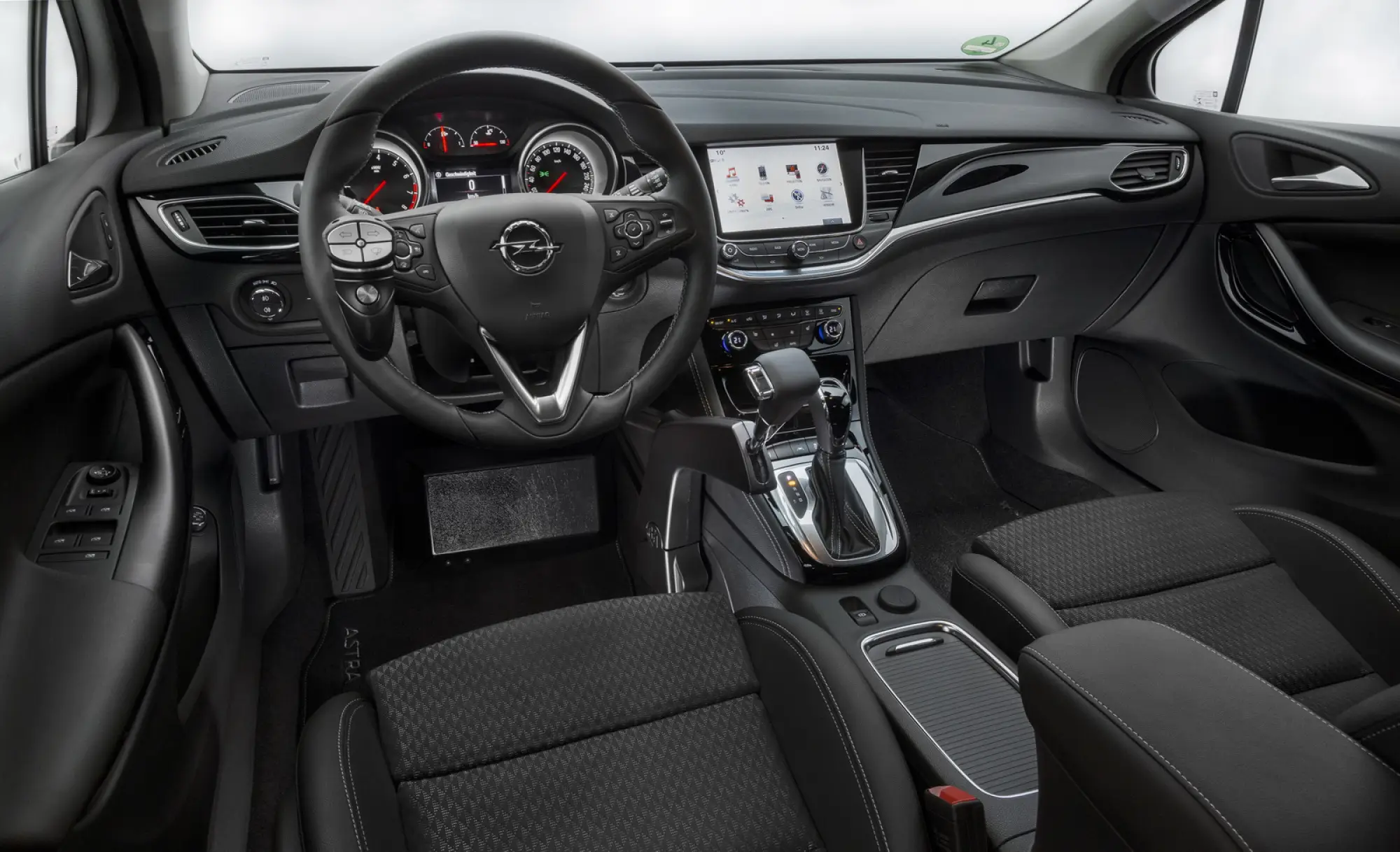 Opel Astra con comandi manuali per disabili - 7
