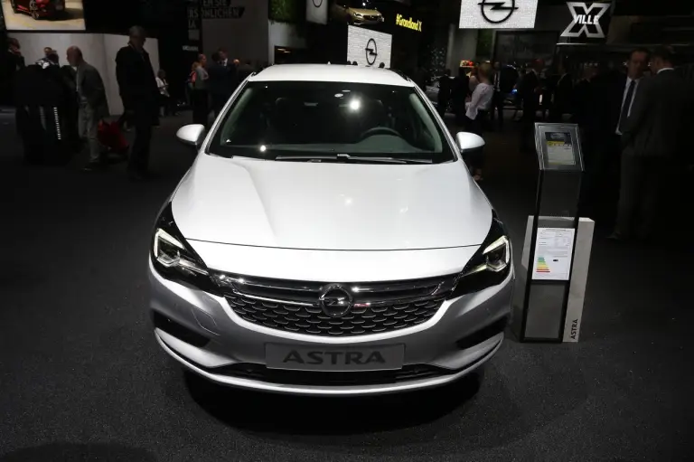 Opel Astra EcoM - Salone di Francoforte 2017 - 6
