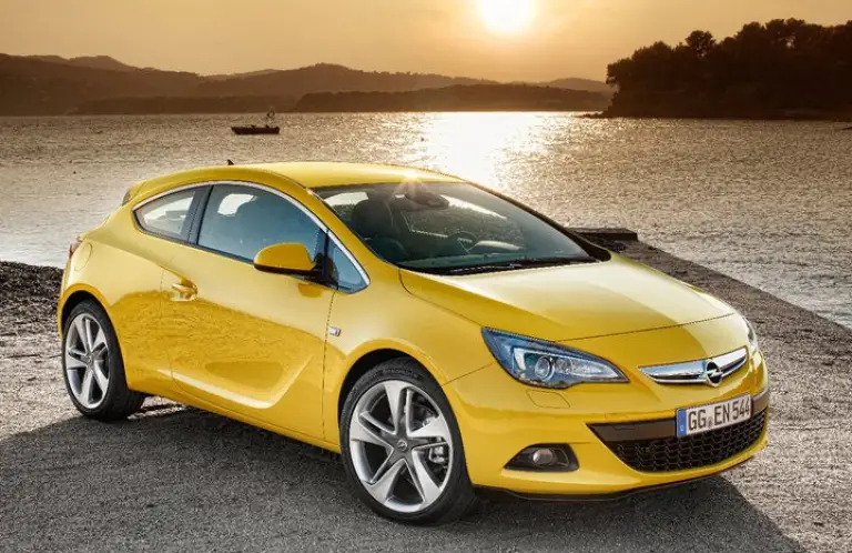 Opel Astra GTC 2011 - 5