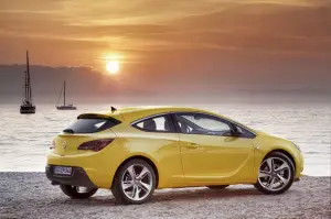 Opel Astra GTC, foto ufficiali - 3