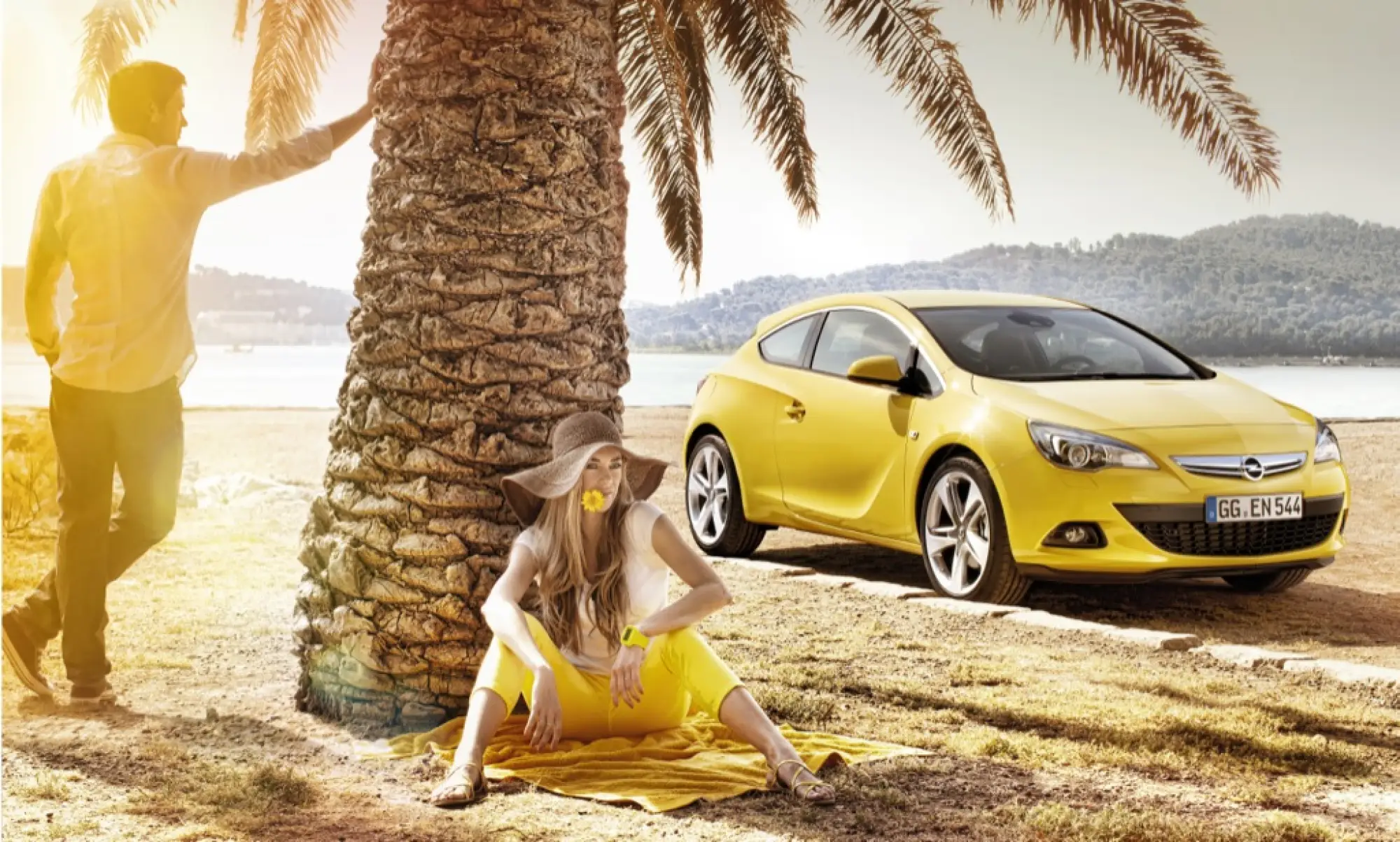 Opel Astra GTC, foto ufficiali - 4