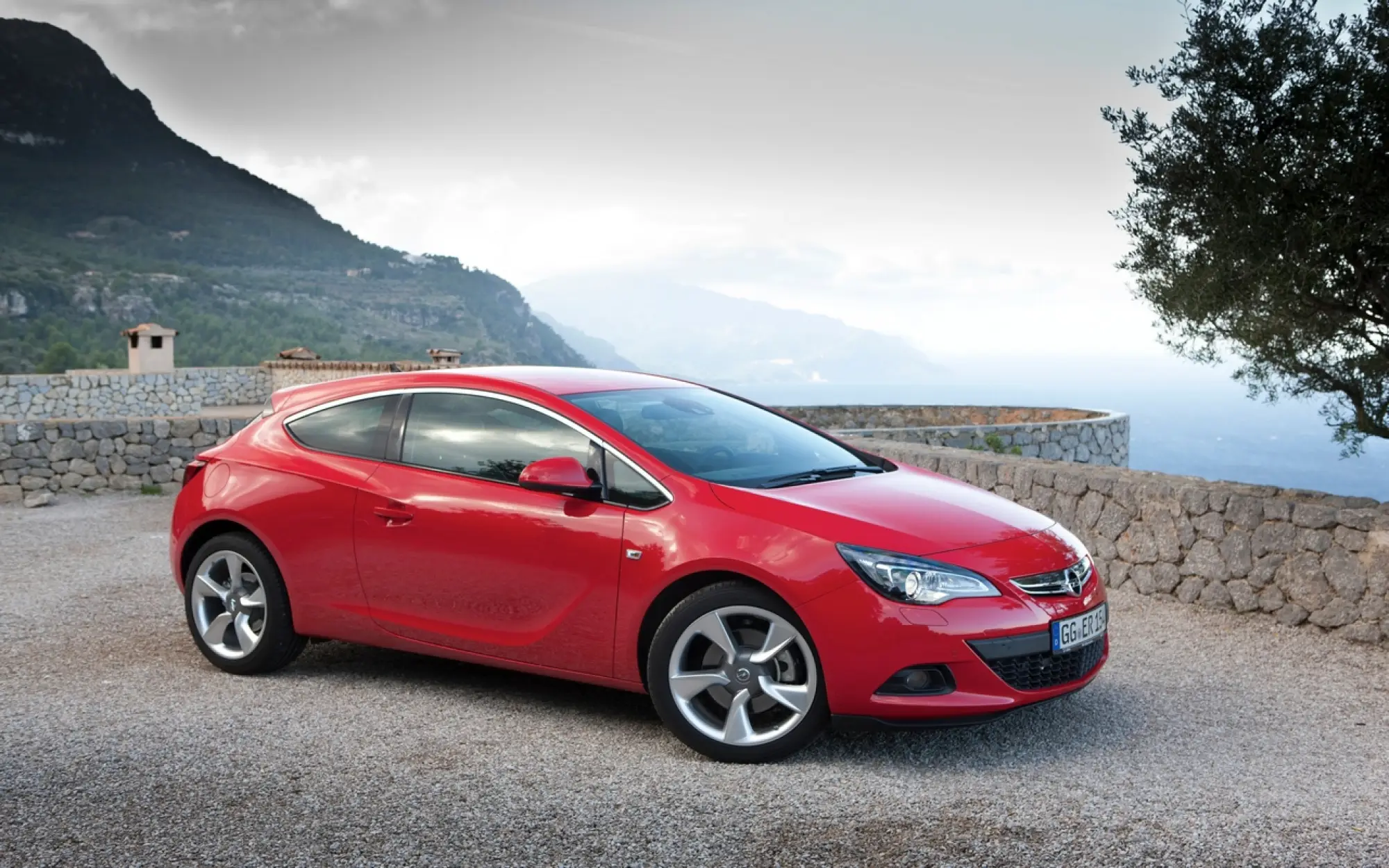 Opel Astra GTC - Maiorca - 2011 - 9