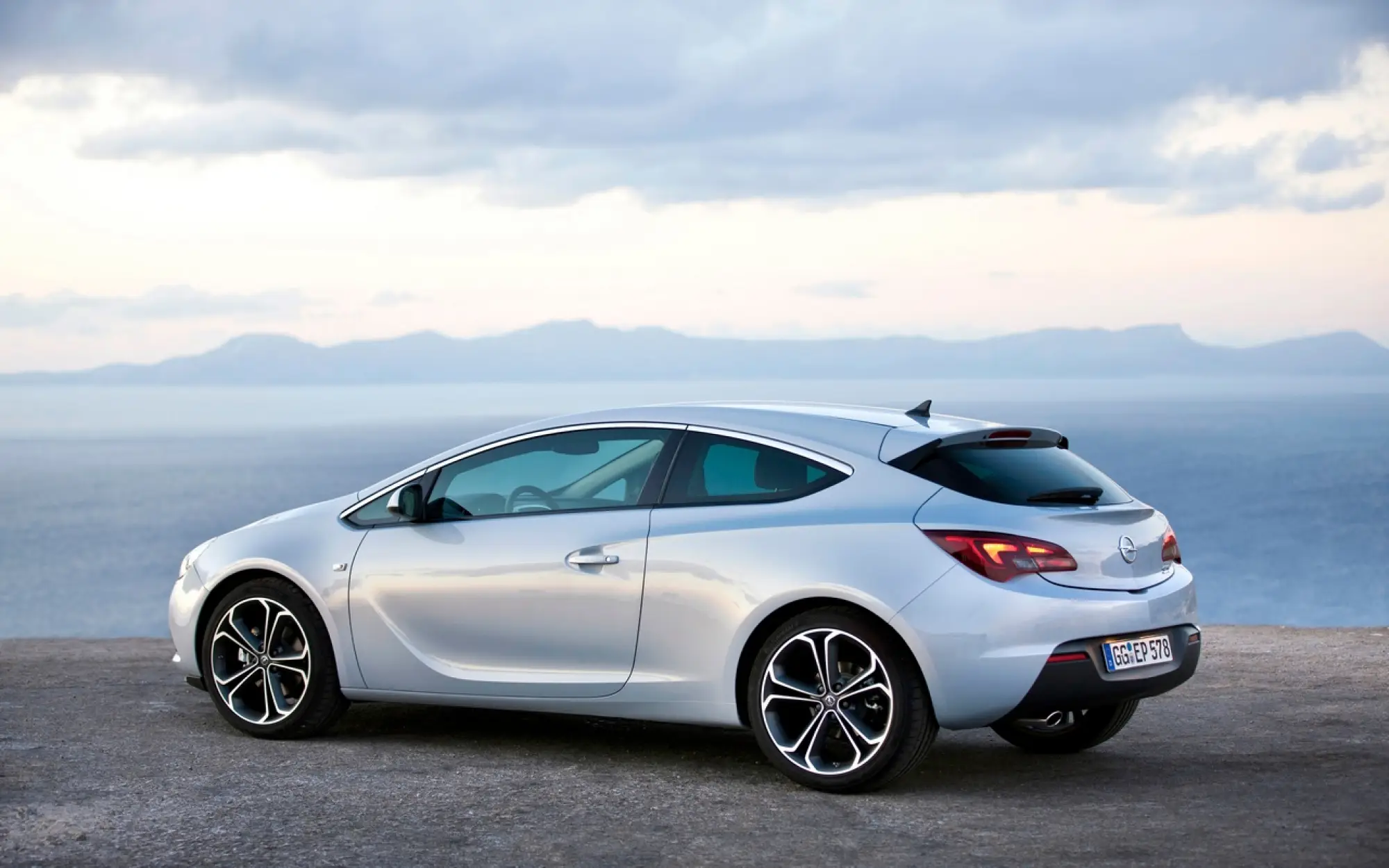 Opel Astra GTC - Maiorca - 2011 - 13