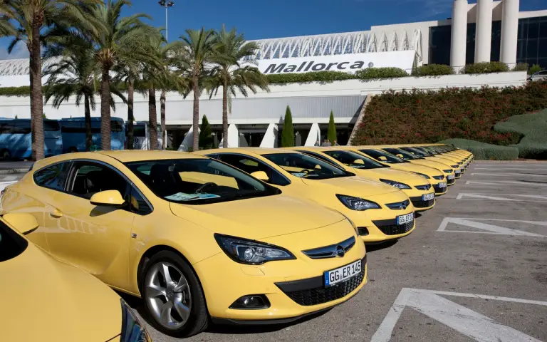 Opel Astra GTC - Maiorca - 2011 - 12