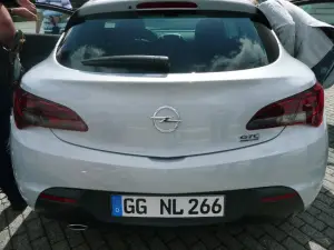 Opel Astra GTC - Russelsheim - 8 luglio 2011