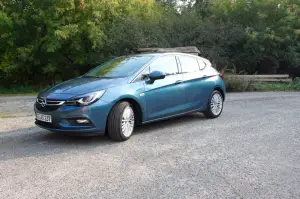 Opel Astra MY 2016 - Primo contatto, Vienna e Bratislava 05 e 06 ottobre 2015