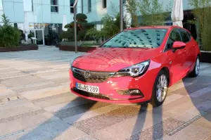 Opel Astra MY 2016 - Primo contatto, Vienna e Bratislava 05 e 06 ottobre 2015