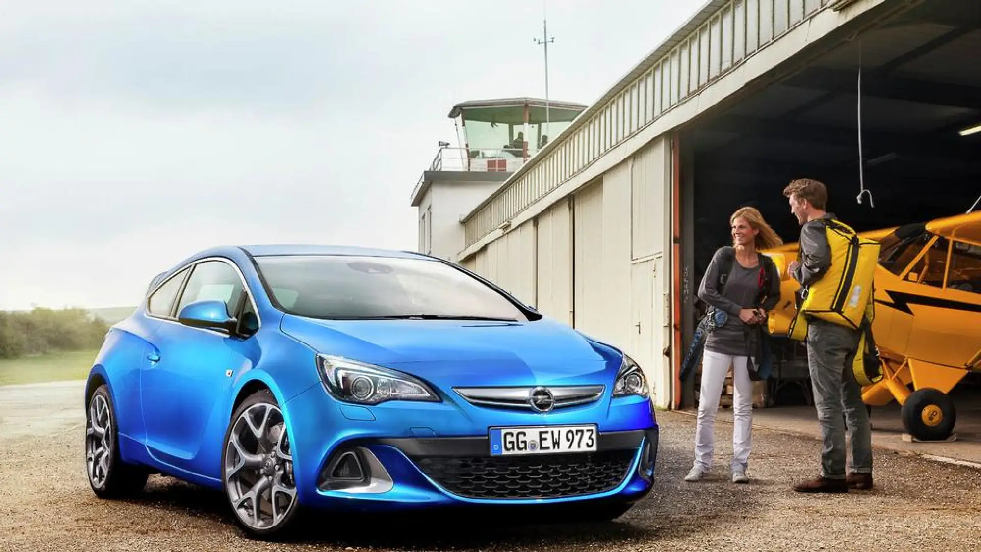 Opel Astra OPC 2012 nuove immagini ufficiali - 13