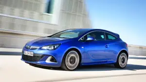 Opel Astra OPC 2012 nuove immagini ufficiali - 16