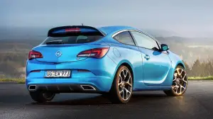 Opel Astra OPC 2012 nuove immagini ufficiali