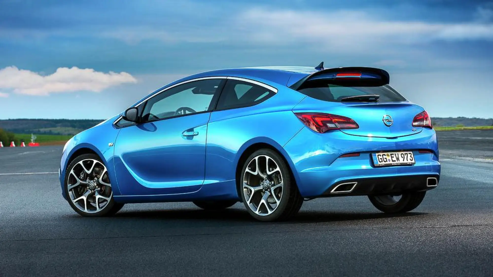 Opel Astra OPC 2012 nuove immagini ufficiali - 43