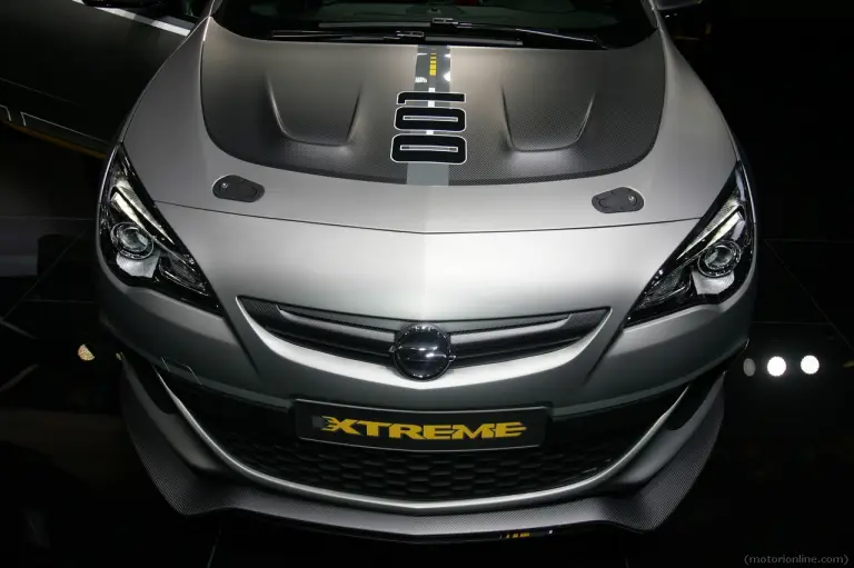 Opel Astra OPC Extreme - Salone di Ginevra 2014 - 7