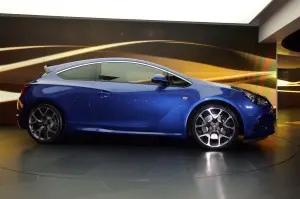 Opel Astra OPC - Salone di Ginevra 2012 - 2