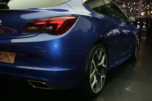 Opel Astra OPC - Salone di Ginevra 2012