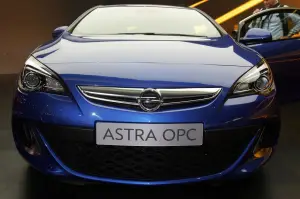 Opel Astra OPC - Salone di Ginevra 2012