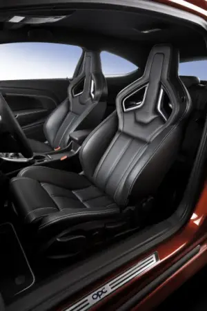 Opel Astra OPC - 4