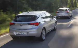 Opel Astra - sistemi di assistenza alla guida