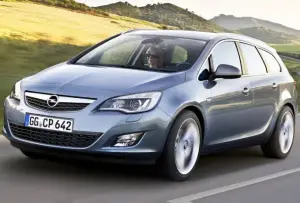 Opel Astra Sports Tourer 2011 - 7