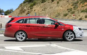 Opel Astra Sports Tourer 2020 - Foto spia 20-05-2019 - 14