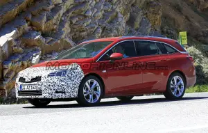 Opel Astra Sports Tourer 2020 - Foto spia 20-05-2019