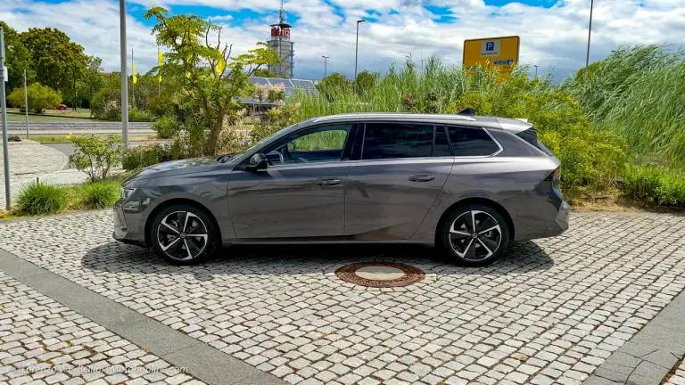 Opel Astra Sports Tourer 2022 - Primo contatto - 1