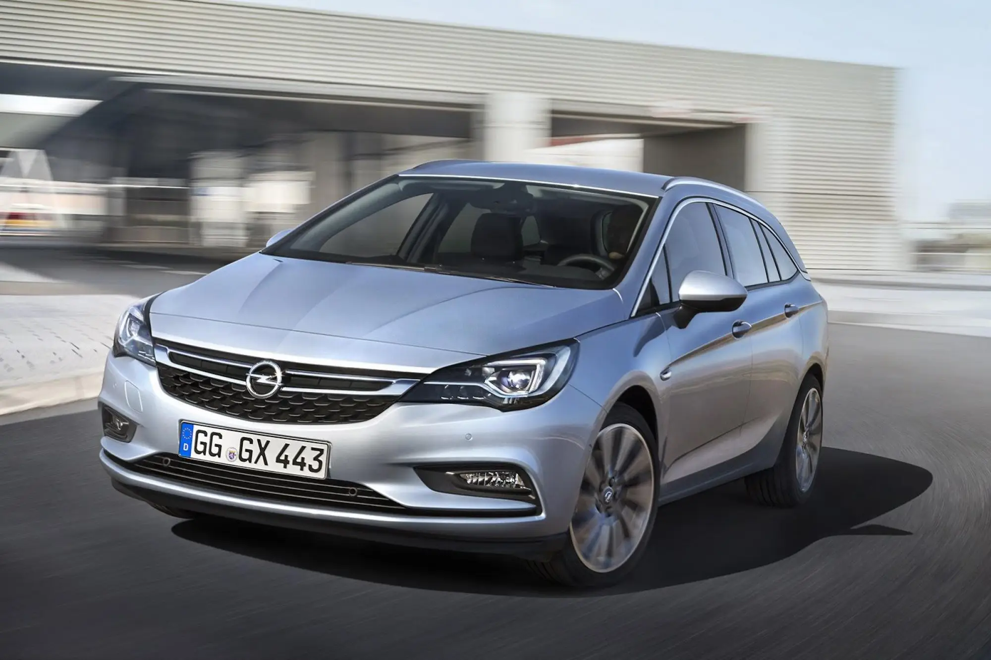 Opel Astra Sports Tourer MY 2016 - 11