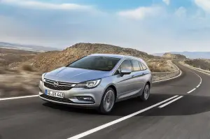 Opel Astra Sports Tourer MY 2016 - 18