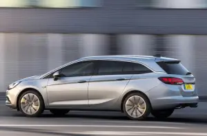 Opel Astra Sports Tourer MY 2016 - 9