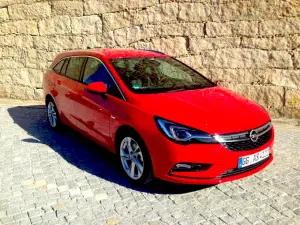 Opel Astra Sports Tourer MY2016