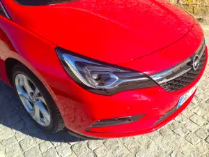 Opel Astra Sports Tourer MY2016