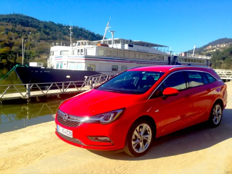 Opel Astra Sports Tourer MY2016 - 20