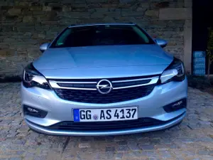 Opel Astra Sports Tourer MY2016