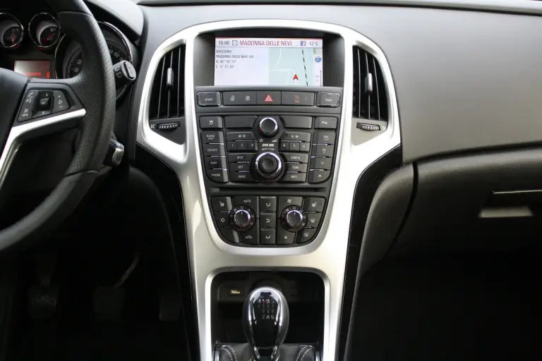 Opel Astra - Test Drive - 38