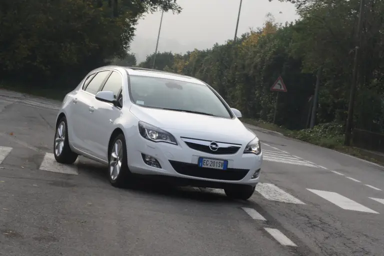 Opel Astra - Test Drive - 86