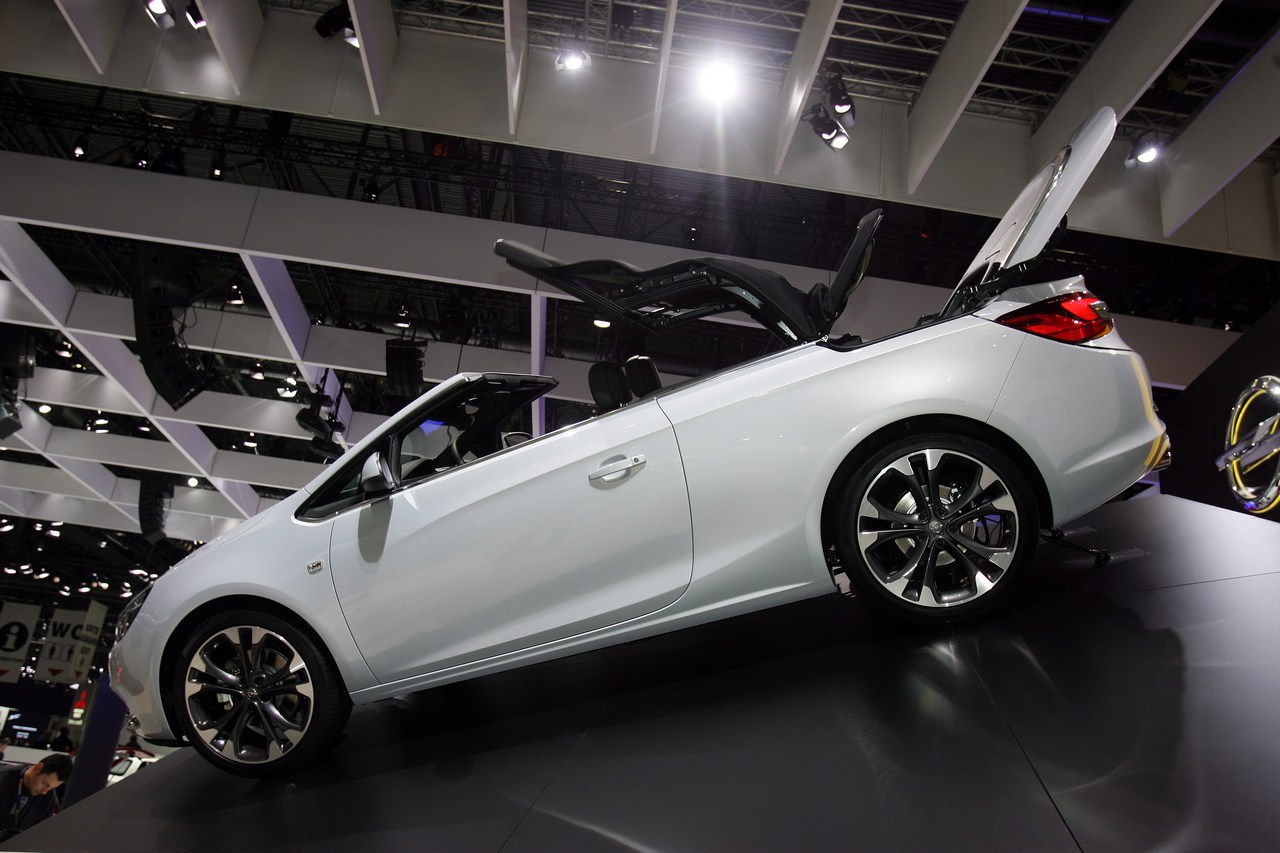 Opel Cascada - Salone di Ginevra 2013