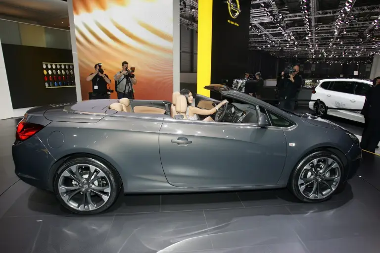 Opel Cascada - Salone di Ginevra 2013 - 2