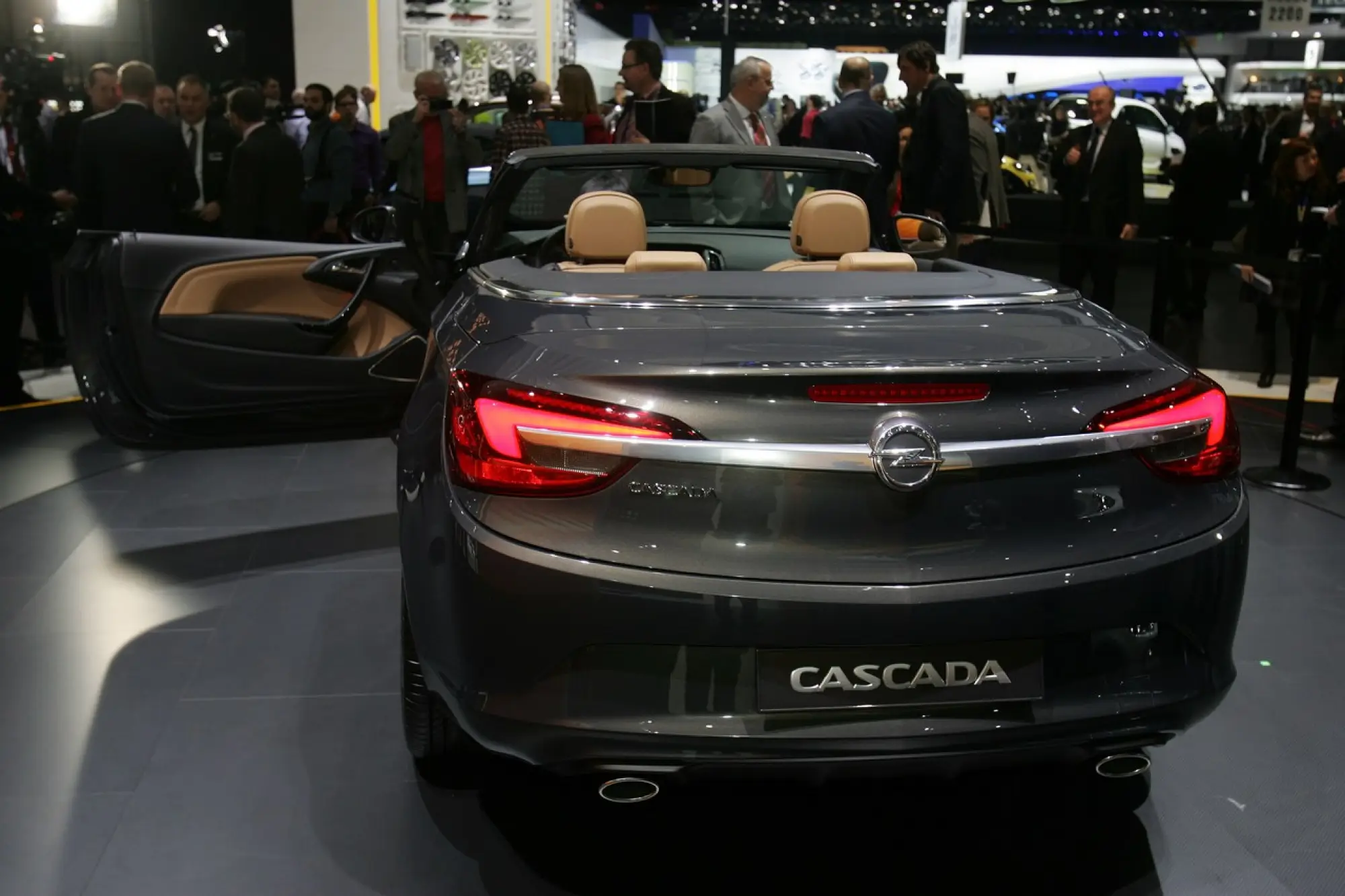 Opel Cascada - Salone di Ginevra 2013 - 4