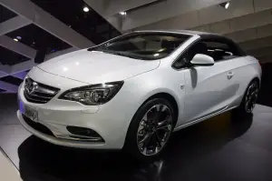 Opel Cascada - Salone di Ginevra 2013 - 10