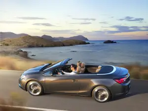 Opel Cascada ufficiale - 1