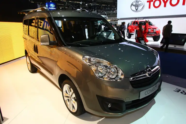 Opel Combo - Salone di Francoforte 2011 - 11