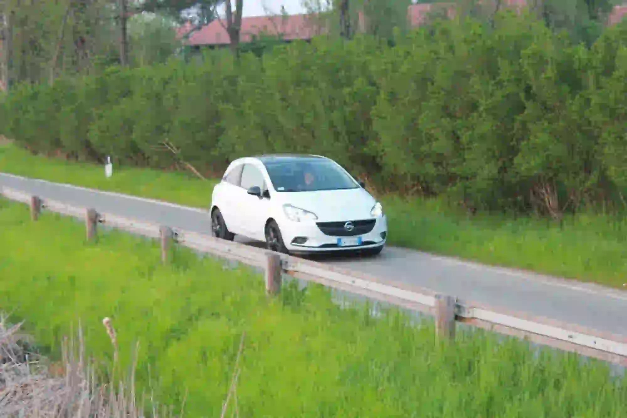 Opel Corsa 1.0 Turbo: prova su strada - 21