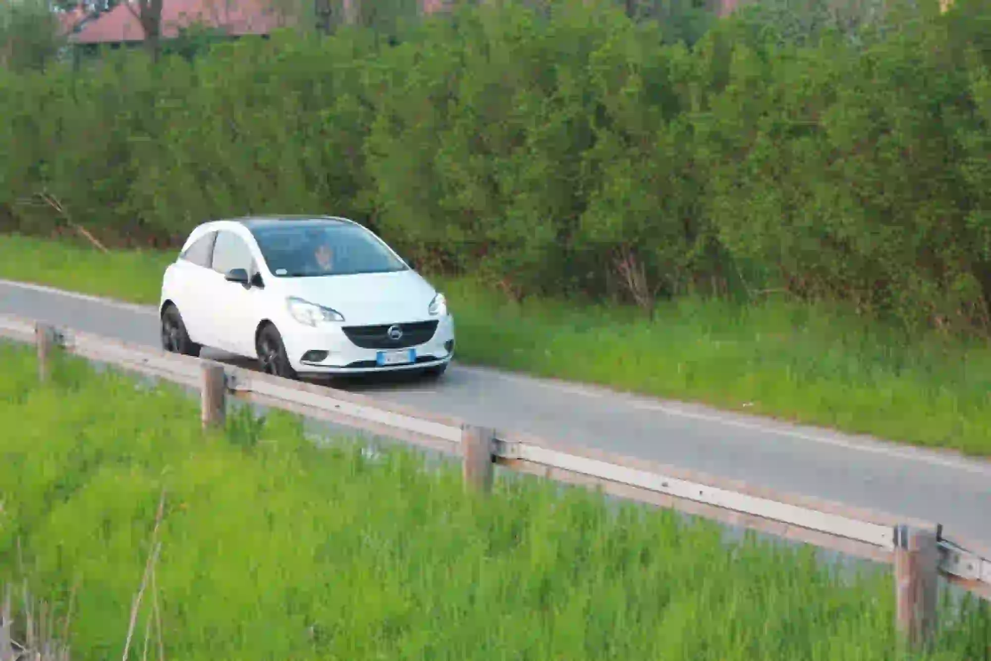 Opel Corsa 1.0 Turbo: prova su strada - 26