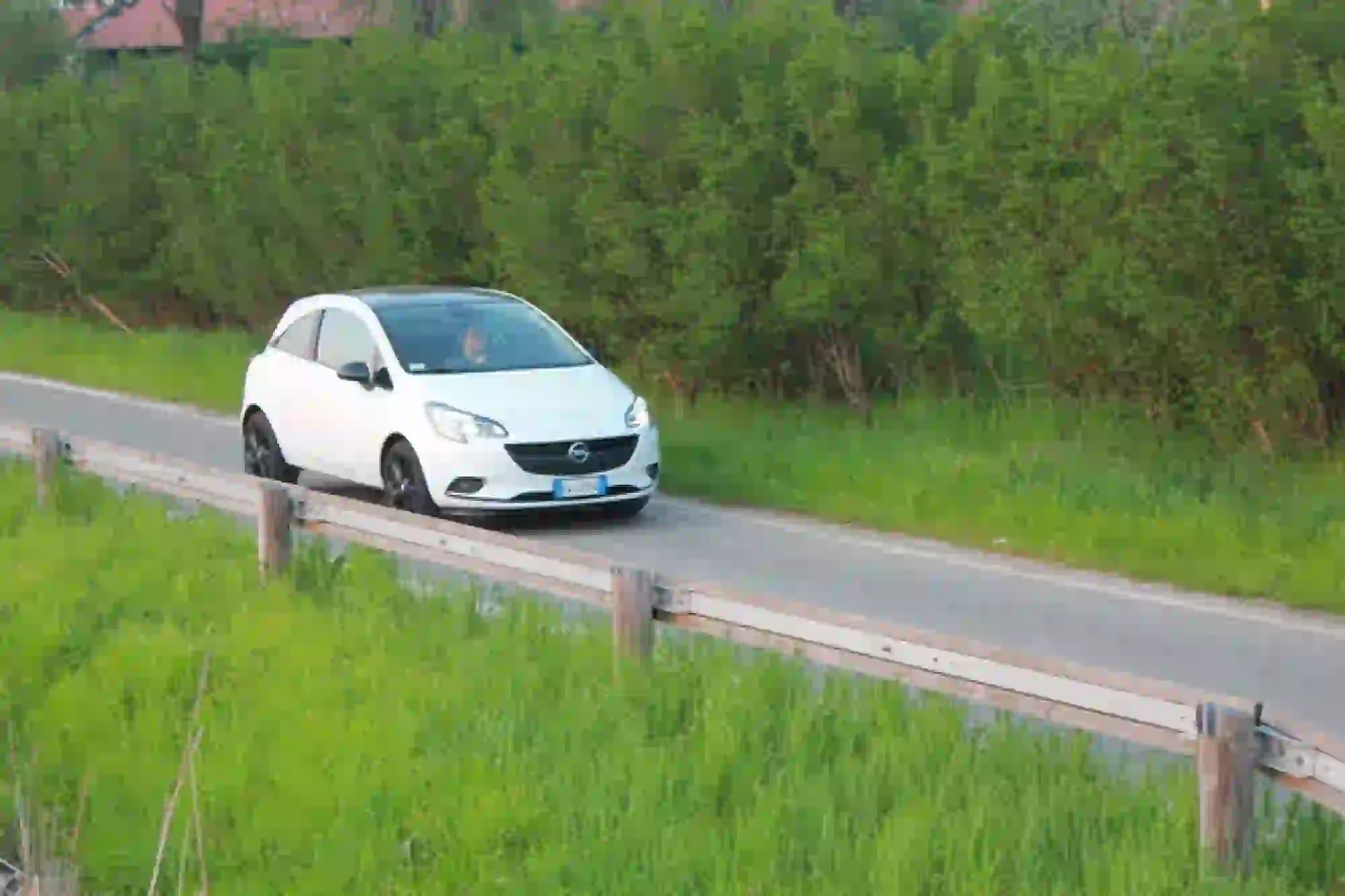 Opel Corsa 1.0 Turbo: prova su strada - 27