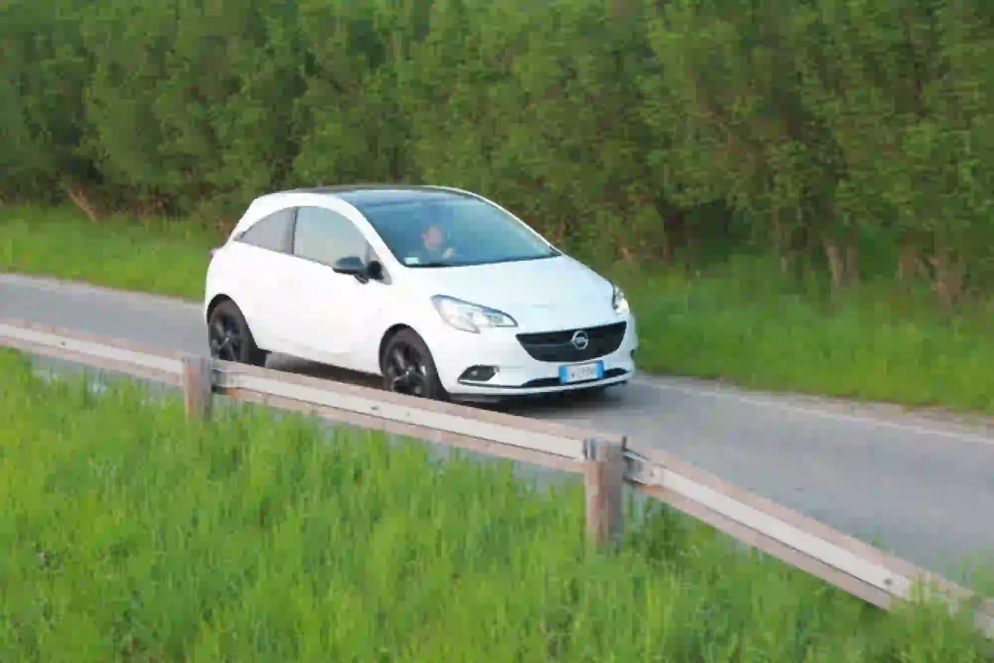 Opel Corsa 1.0 Turbo: prova su strada - 34
