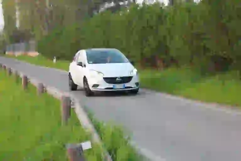 Opel Corsa 1.0 Turbo: prova su strada - 39