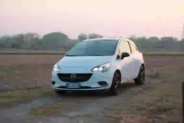 Opel Corsa 1.0 Turbo: prova su strada - 50